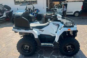Quad polaris 570