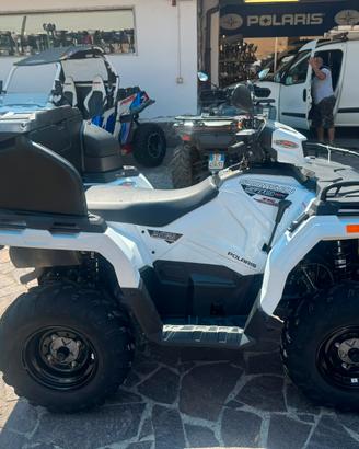 Quad polaris 570