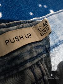 Jeans donna elasticizzati, stretti.