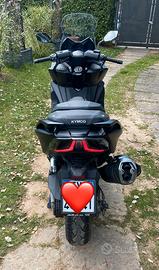 Moto Kymko Ak 550 super touring