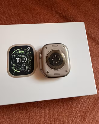 Apple Watch Ultra 3 con fattura