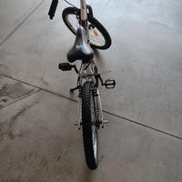 Mountain bike Mtd Rockrider