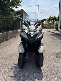 Yamaha Tricity 300 (patente B)