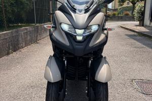 Yamaha Tricity 300 (patente B)