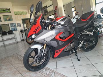 Qj Motor SRK 125 R