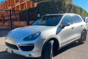 Porsche Cayenne Diesel 2011