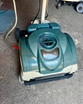 Robot pulitore piscina