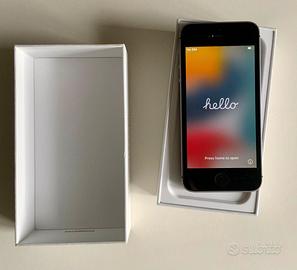 iPhone SE nero 16 GB