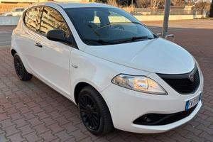 LANCIA YPSILON 1.2cc 5 POSTI