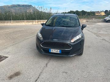 Ford Fiesta 1.5 TDCi 75CV 5 porte Titanium