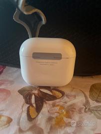 Airpods 4 originali con AppleCare attiva di 1 anno
