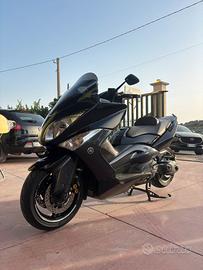 Yamaha tmax