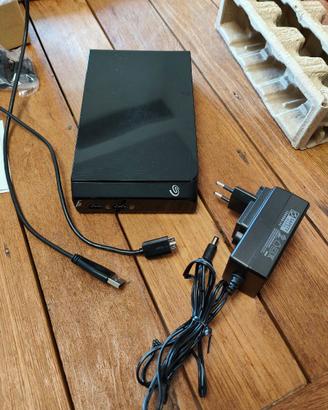 Hard disk 10 TB Seagate Backup Plus Hub Nero