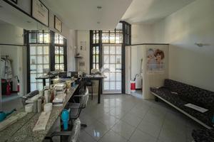 NEGOZIO A VIMERCATE