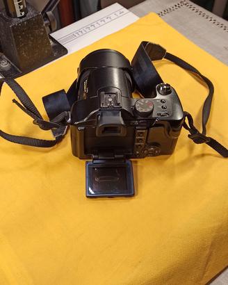 FOTOCAMERA LUMIX DMC-FZ50 con obiettivo LEICA