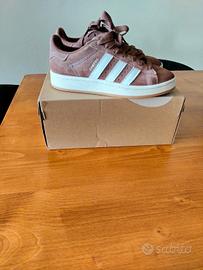 Adidas campus