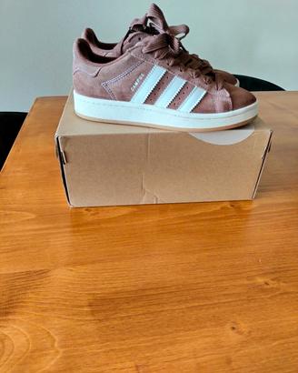 Adidas campus