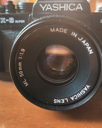 Yashica analogica FX-3 Super 2000