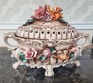 Rara ciotola antica di Bassano (Italy) centrotavol