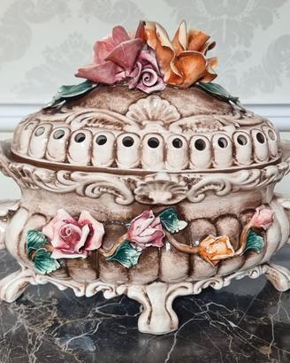 Rara ciotola antica di Bassano (Italy) centrotavol