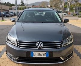 VOLKSWAGEN Passat 7ª serie - 2013