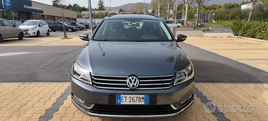 VOLKSWAGEN Passat 7ª serie - 2013