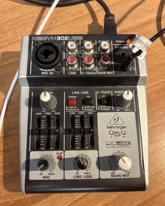 Mixer Behringer Xenyx 302USB
