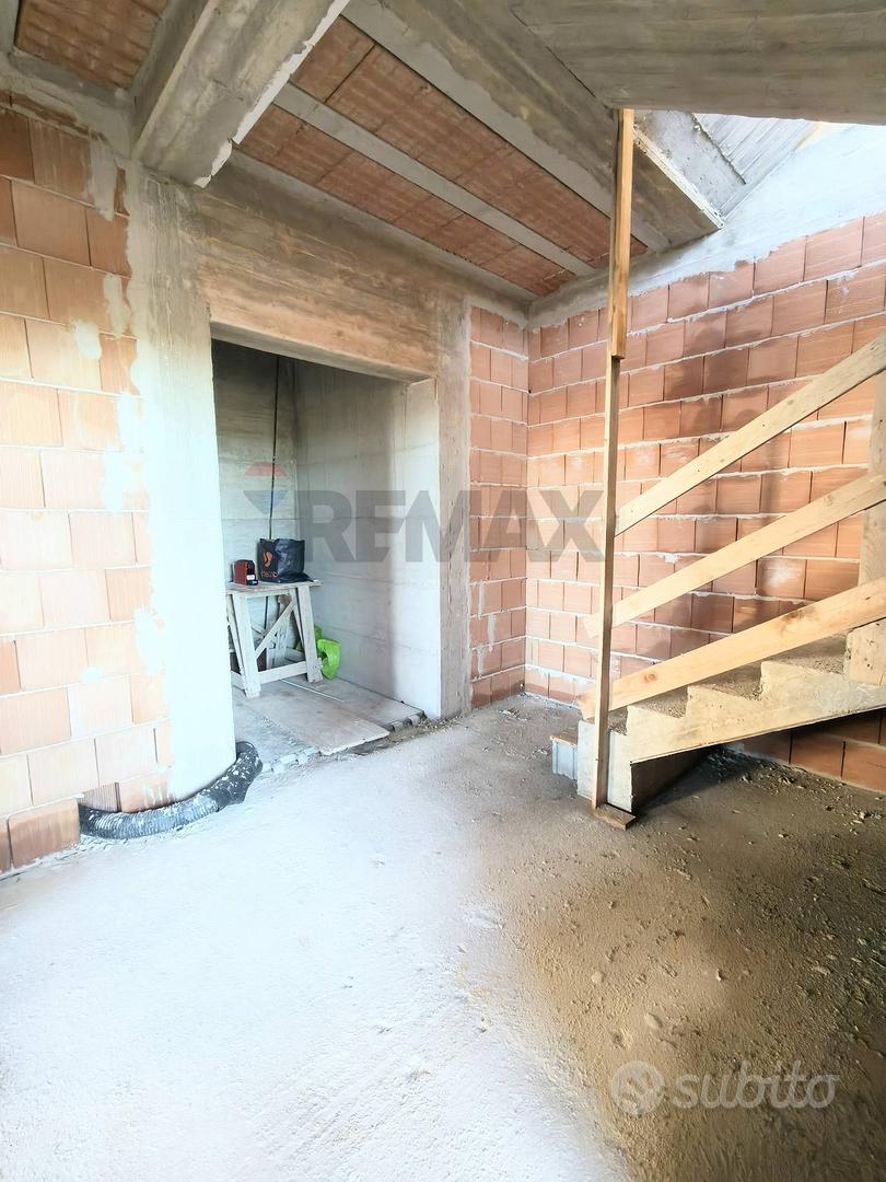 Apartment in Bitritto, Contrada Randa - Altro