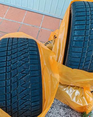gomme kumho Invernali porche Macan R21