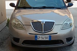 lancia Ypsilon 1.4  16v benzina  90cv