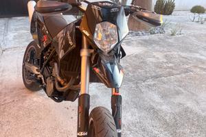 Ktm 640 sm prestige lc4
