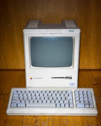 Macintosh plus