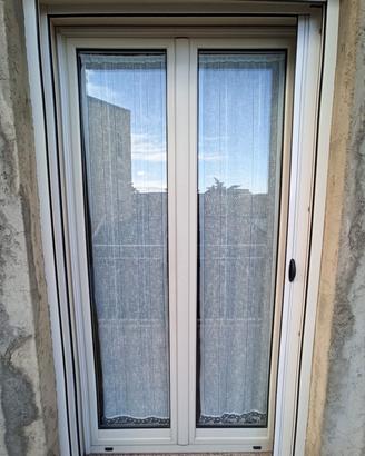 Finestre e porte in alluminio 