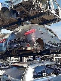 Mazda 2 ricambi