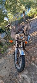 Moto Guzzi V35 Custom - moto storica