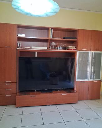 mobile soggiorno e credenza von tavolo