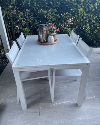 Tavolo da esterno allungabile