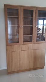 credenza con alzata in rovere ante cassetti