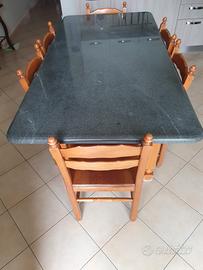 tavolo con sedie