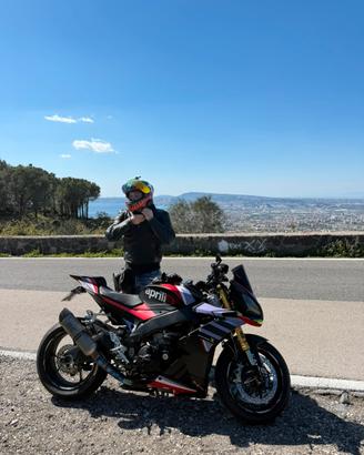 Aprilia tuono v4 replica v4x