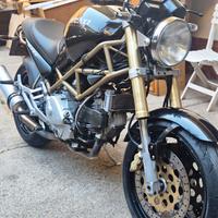 Ducati Monster 750