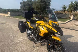 Benelli trk 502x