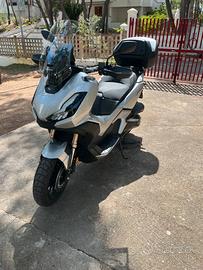 Honda adv 350 km 2350