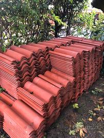 Circa 300 Tegole in cemento tipo coppo di Grecia