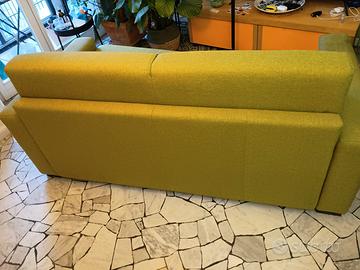 DIVANO TRE POSTI "SONIA" 