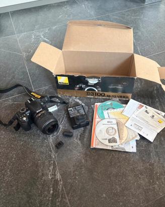 Nikon D3100 con scatola , driver e manuale
