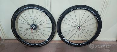 cerchi in carbonio bici da corsa 