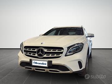 MERCEDES GLA 180 Sport