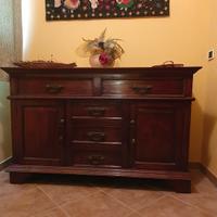 Credenza antica