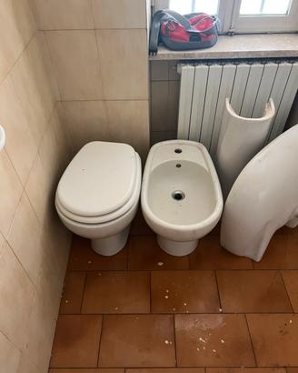 Sanitari  wc bidet lavandino con colonna perfetti